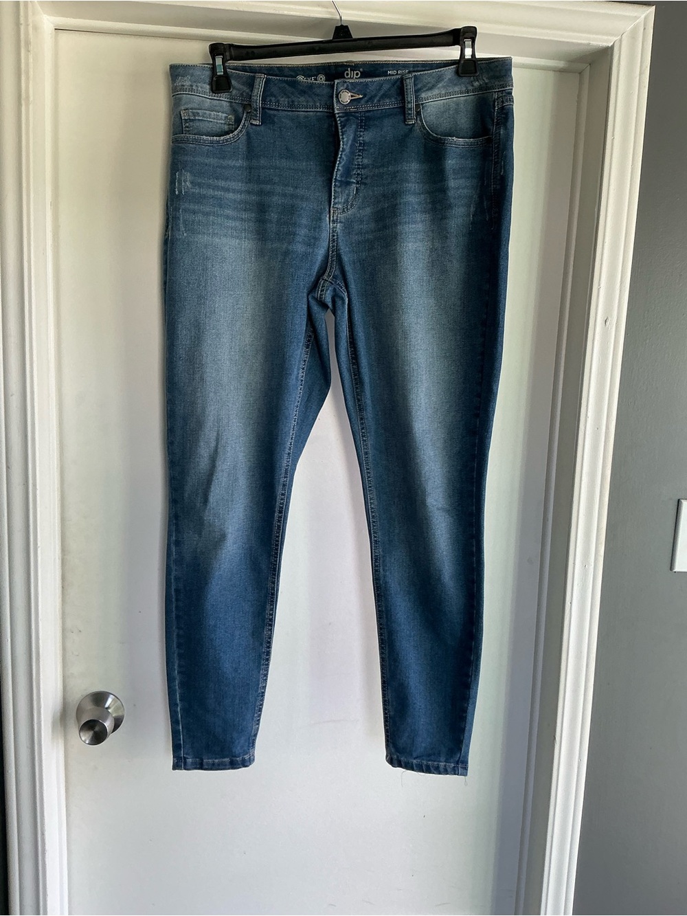 Women’s plus Sz 16W classic blue denim stretch skinny jeans mid rise by DIP EC